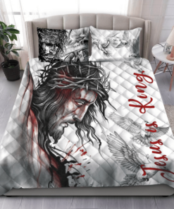 Jesus Is King Quilt Bedding Set